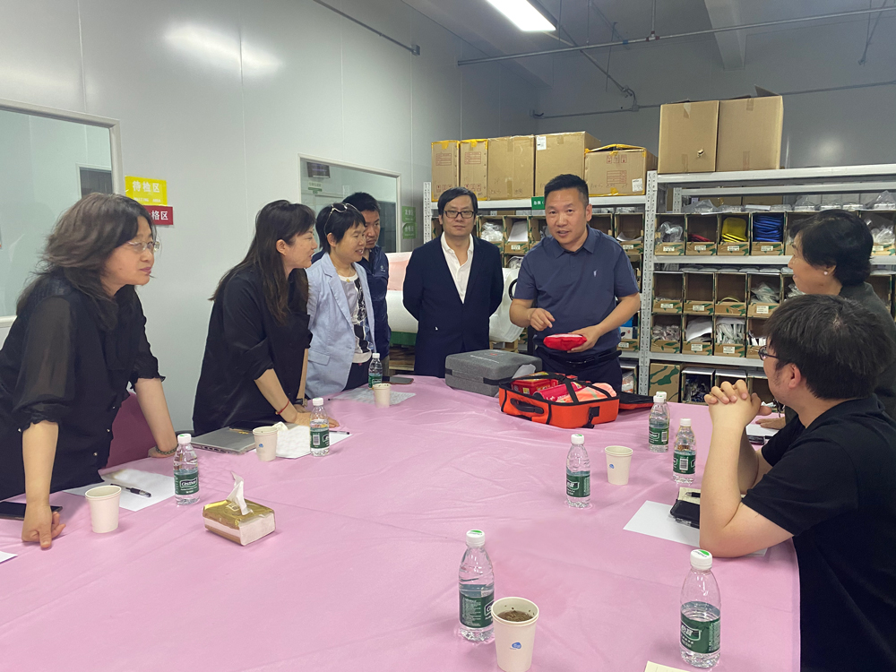 北京市顺义区药监局第五分局调研北京红方医疗器械有限公司：助力应急医疗企业发展